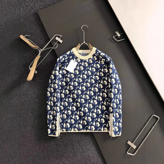 „CD“-Sweater